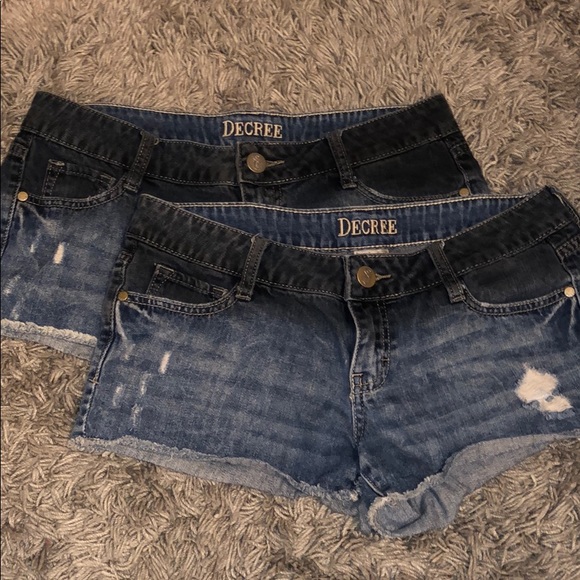 Decree shorts (2) - Picture 1 of 3